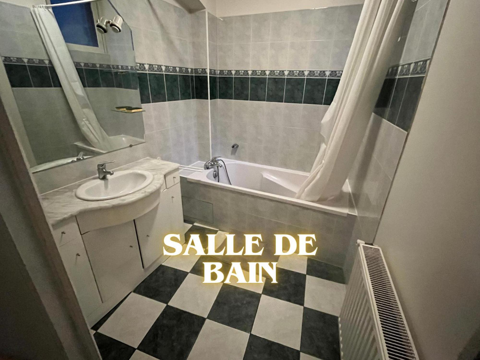 Apartamento L'Atypique Mirebeau - T3 Duplex - Centre Historique Bourges Exterior foto